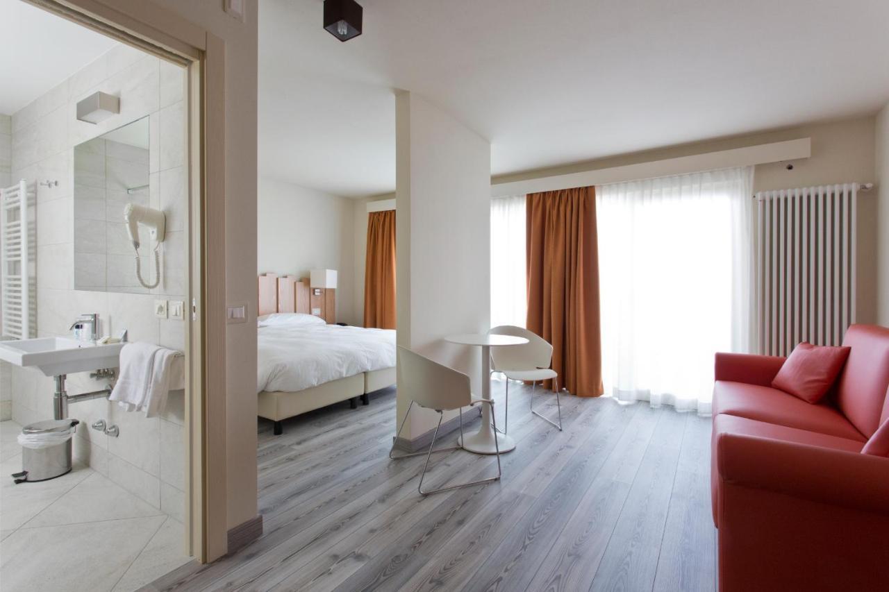 Hotel Delle Alpi Passo del Tonale Eksteriør bilde